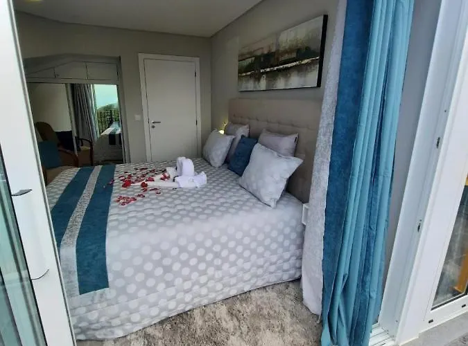 Zeza's Sky Apartment